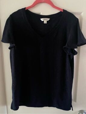 Counterparts Navy V-Neck Ruffle Sleeve Short Sleeve Top